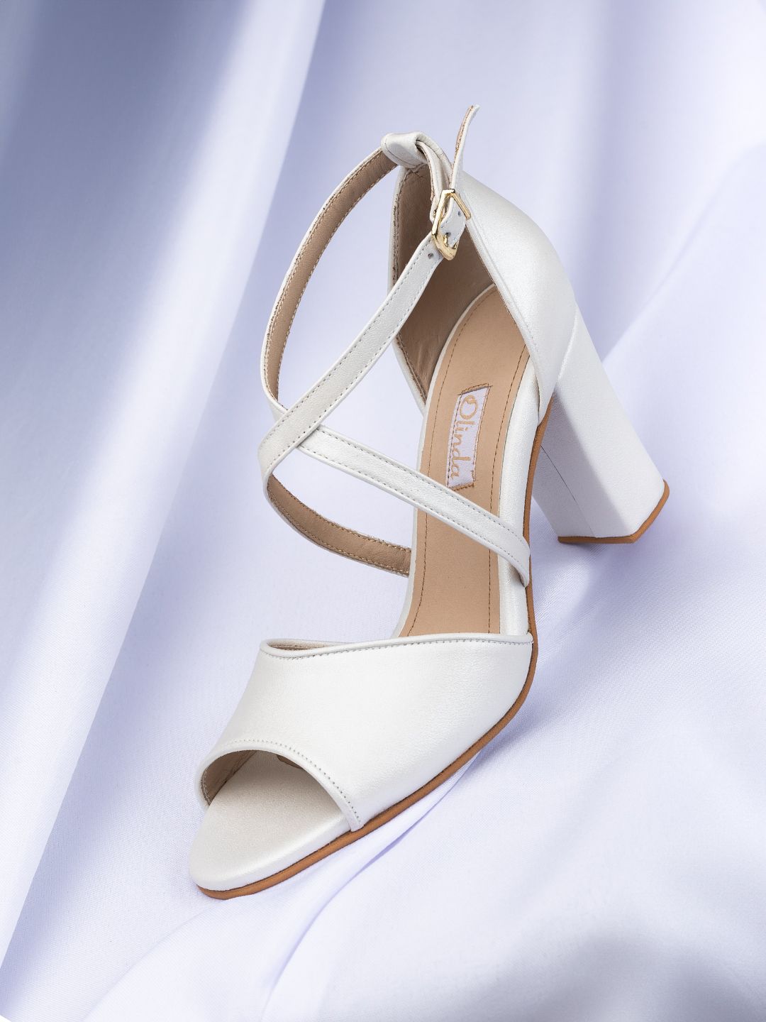 zapatos_octubre_TANDA_A_31_feed_olinda_arielbaezh_fotografia_2025 (2)