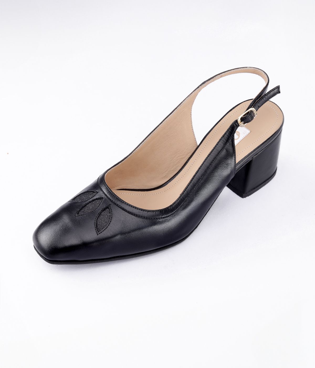 FEED_diciembre_olinda_shoes_arielbaezh_tandaA1_0000_arielbaezh_fotografia (1)