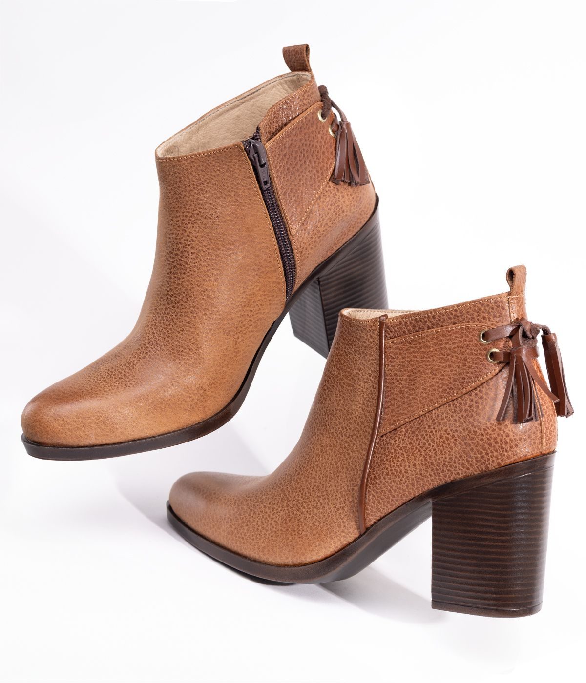 9043 feed bota marron abril olinda_0004_Relleno generativo 14